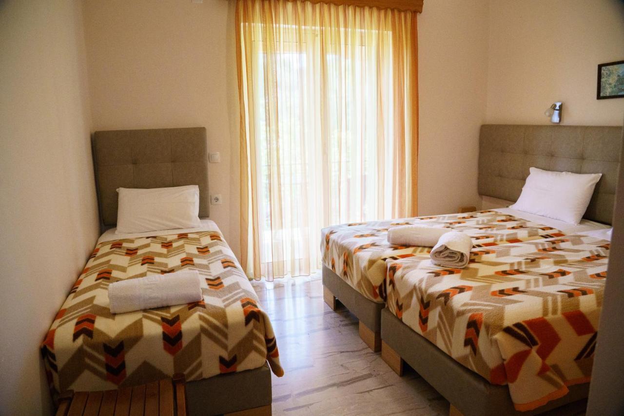 Zotos Rooms Parga Exteriör bild