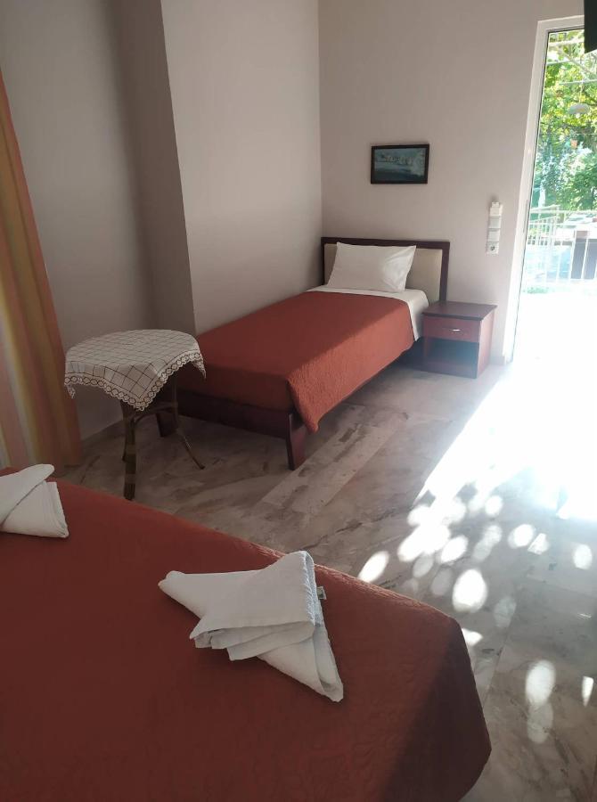 Zotos Rooms Parga Exteriör bild